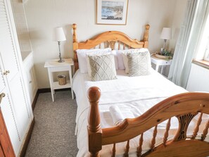 3 bedrooms, Internet