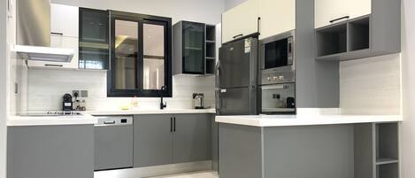 Departamento de diseñador, 3 habitaciones | Cocina privada