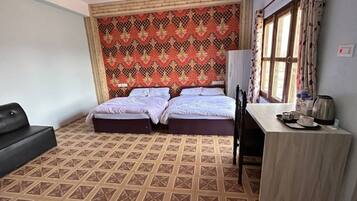 Comfort Double Room, Balcony | 1 bedroom, laptop workspace, free WiFi