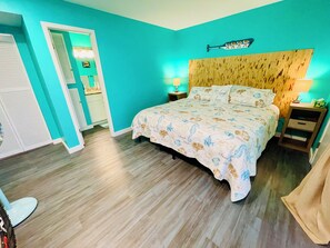 2 bedrooms, desk, free WiFi, bed sheets