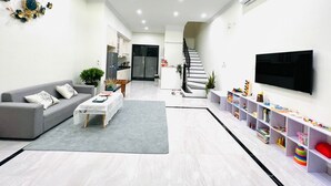 ห้องดีลักซ์, 2 ห้องนอน | บริเวณนั่งเล่น