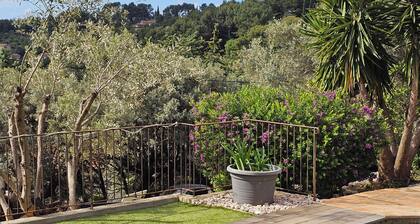 Très Belle Villa Provençale Avec Piscine, Entre Campagne et Mer, Idéal Famille
