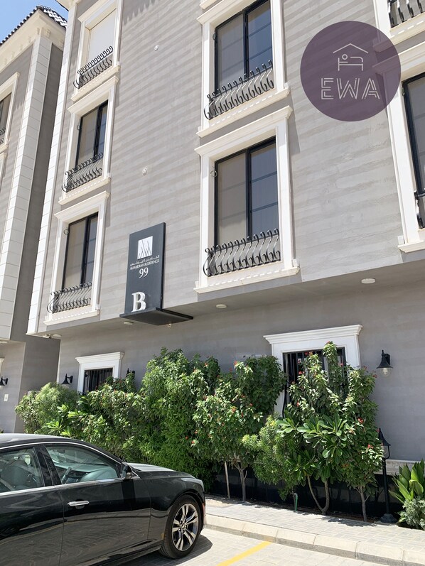 Exterior - Kease Qirwan B-11 Royal touch  XZ13 (Riyadh)