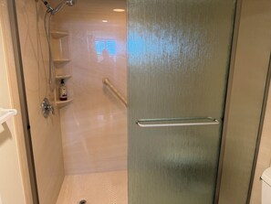 Shower, hair dryer, towels, soap - Beautiful well-appointed Condo with all of the amenities you can ask for.  (Naples)