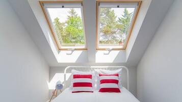 2 chambres, lit parapluie, Wi-Fi, draps fournis