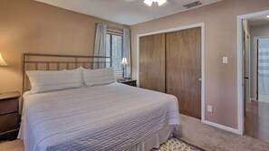 2 chambres, fer et planche à repasser, Wi-Fi gratuit, draps fournis