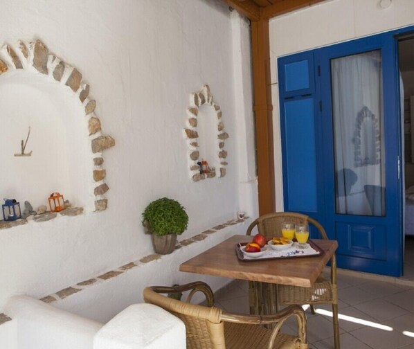 Room, Balcony, Courtyard View | Terrace/patio