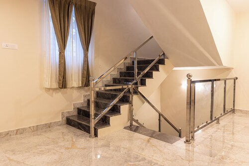 Grandis Inn By Avkanz