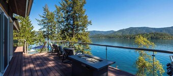 Hayden Lakefront Retreat, Private Dock, Game Room, 3 Decks & Lake Views