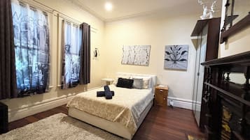 1 dormitorio, tabla de planchar con plancha, cuna de viaje y wifi gratis