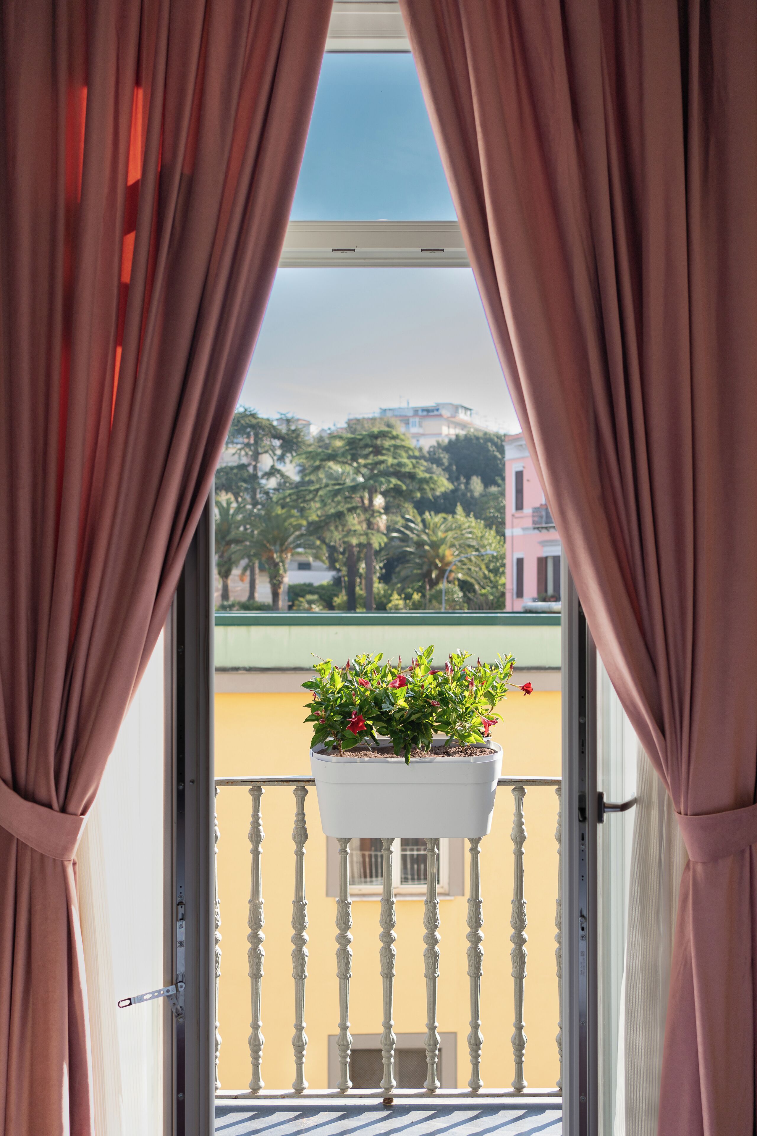 Chambre Supérieure, 1 grand lit, vue ville | Vue depuis le balcon