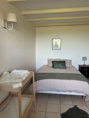 2 soveværelser, strygejern/strygebræt, gratis Wi-Fi, sengetøj