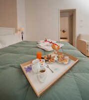 Sistema de insonorización, wifi gratis, ropa de cama