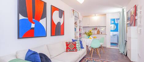 Design Studio | Living area