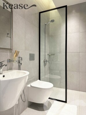 Design Apartment, 3 Bedrooms | Bathroom | Free toiletries, hair dryer, bathrobes, towels - Hittin B-6 Latest Development  GX45 (Riyadh)