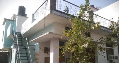 Rashi Homestay Ayodhya