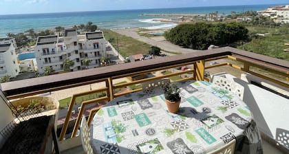Renovated Apartment, Generator is Included, Beach