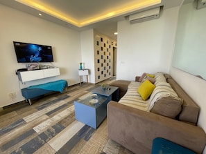 Apartment | Living area | TV