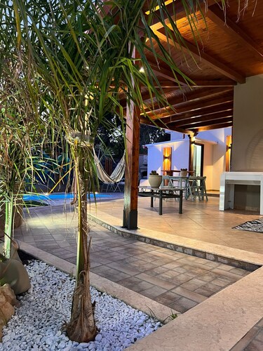 Wonderful cottage with swimming pool 100 mt from the sea 