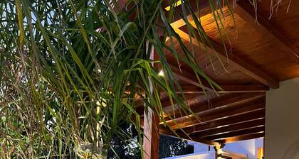 Wonderful cottage with swimming pool 100 mt from the sea 