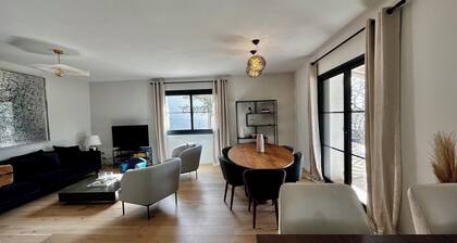 Villa en Provence à 20 min D'aix en Provence, Avec Piscine et Terrasses