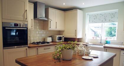 Country Hideaways | Cobblestone Cottage | Ripon