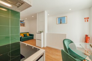 House, Smoking | 2 bedrooms - Lapa Stylish Apartment B With Terrace by Vacationy (Porto)