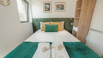 Apartment, Smoking | 2 bedrooms