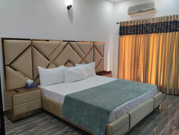 Deluxe Double Room | Soundproofing, free WiFi