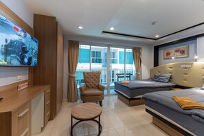 Basic Studio | Free WiFi, bed sheets - New Nordic Trend 4 by Apartwell (Pattaya)