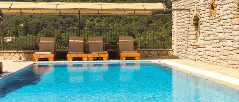 Alberca al aire libre