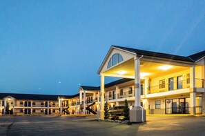 Exterior - Hiway Inn Express Of Coalgate (Coalgate)