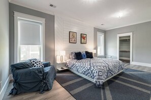 2 bedrooms, desk, iron/ironing board, free WiFi