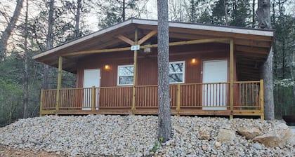 Hogan's Hideout Cottage #7