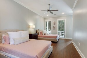 5 Schlafzimmer, Bügeleisen/Bügelbrett, WLAN, Bettwäsche