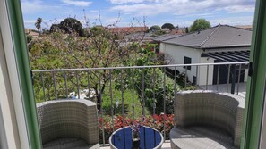 Property grounds - Proche Mer, Appartement Classé 2 Dans Petite Résidence (Santa-Lucia-di-Moriani)