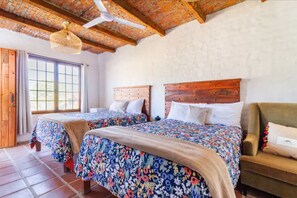 5 bedrooms, iron/ironing board, free WiFi, bed sheets