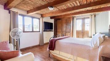 5 間睡房、熨斗/熨衫板、免費 Wi-Fi、床單