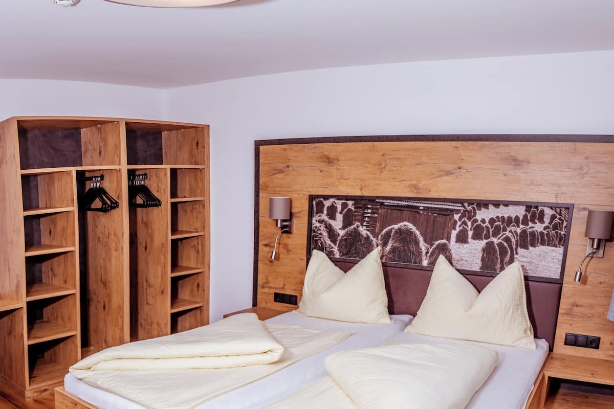 LÀgenhet Superior - 2 sovrum - icke-rökare - 2 badrum | 2 sovrum, memory foam-madrasser, individuell inredning och unika möbler