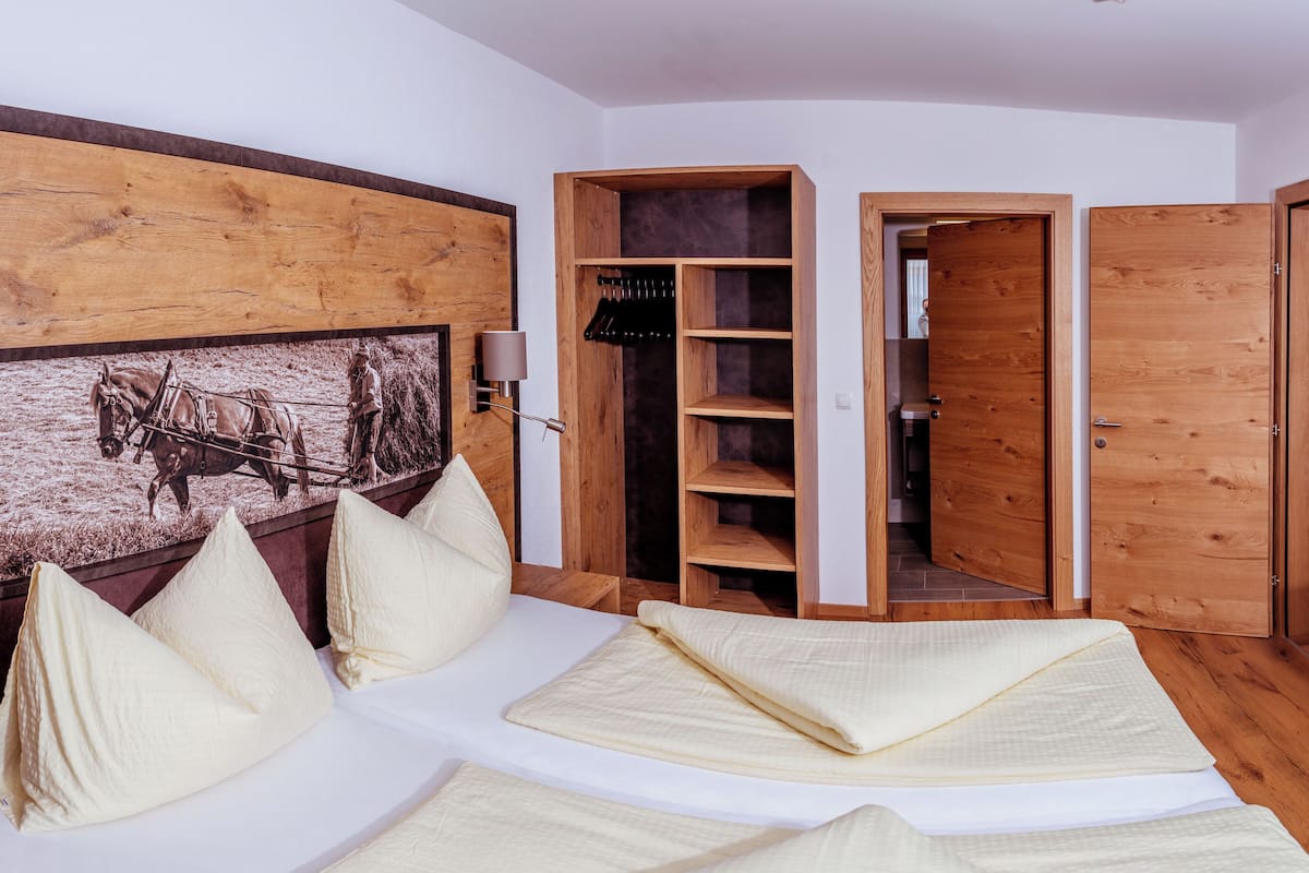 LÀgenhet Superior - 2 sovrum - icke-rökare - 2 badrum | 2 sovrum, memory foam-madrasser, individuell inredning och unika möbler