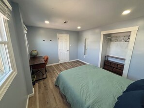 7 bedrooms, desk, free WiFi, bed sheets - Cool Beans Beach House (Rodanthe)