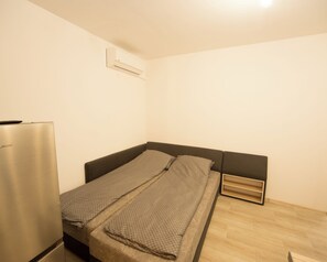 1 quarto, ferros/tábuas de passar roupa, Wi-Fi, roupa de cama