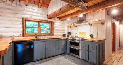 3 Pond Cabin
Hot tub/Peloton/Fireplace/
Minutes to Manchester, Stratton, Bromley