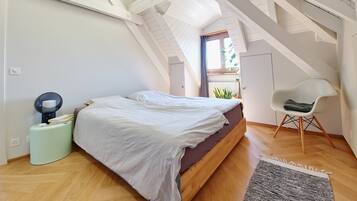 2 chambres, fer et planche Ă repasser, Wi-Fi gratuit, draps fournis