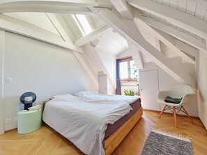 2 soverom, strykejern/-brett, wi-fi (inkludert) og sengetøy