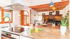 Restaurant - Masia Can Casas (Sant Iscle de Vallalta)