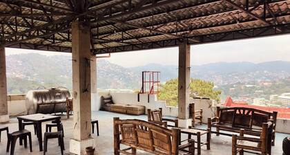 Near Burnham Cozy Home W/ Roof top Panoramic City View.