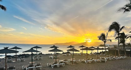 Montorian Apartments en Lanzarote. Justo en Puerto del Carmenplaya y Piscina!!!