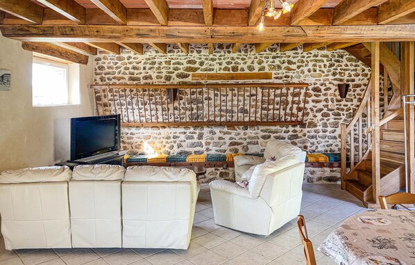 Fernseher, Stereoanlage