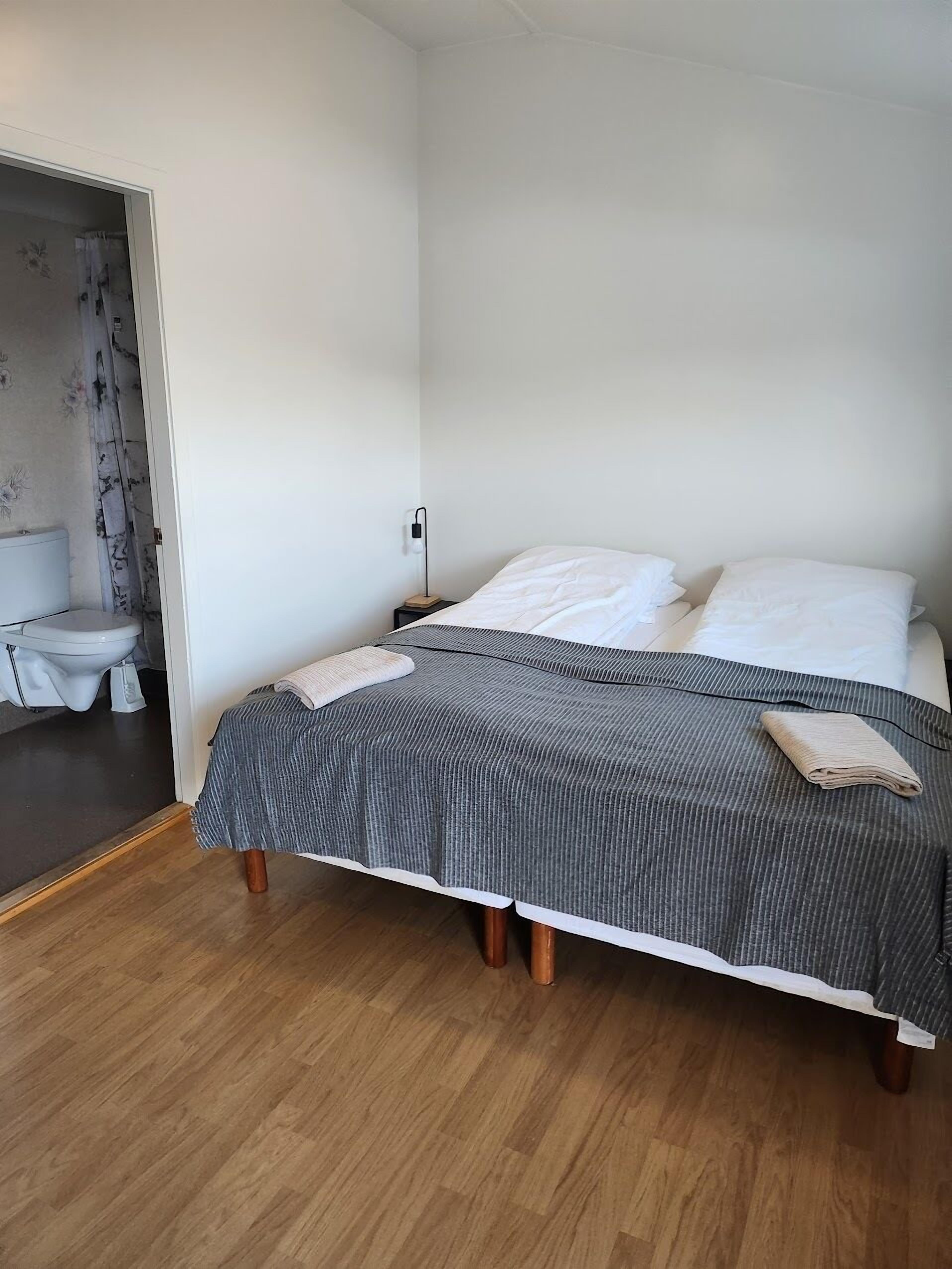 Habitación triple estándar, vista al patio | Wifi gratis 